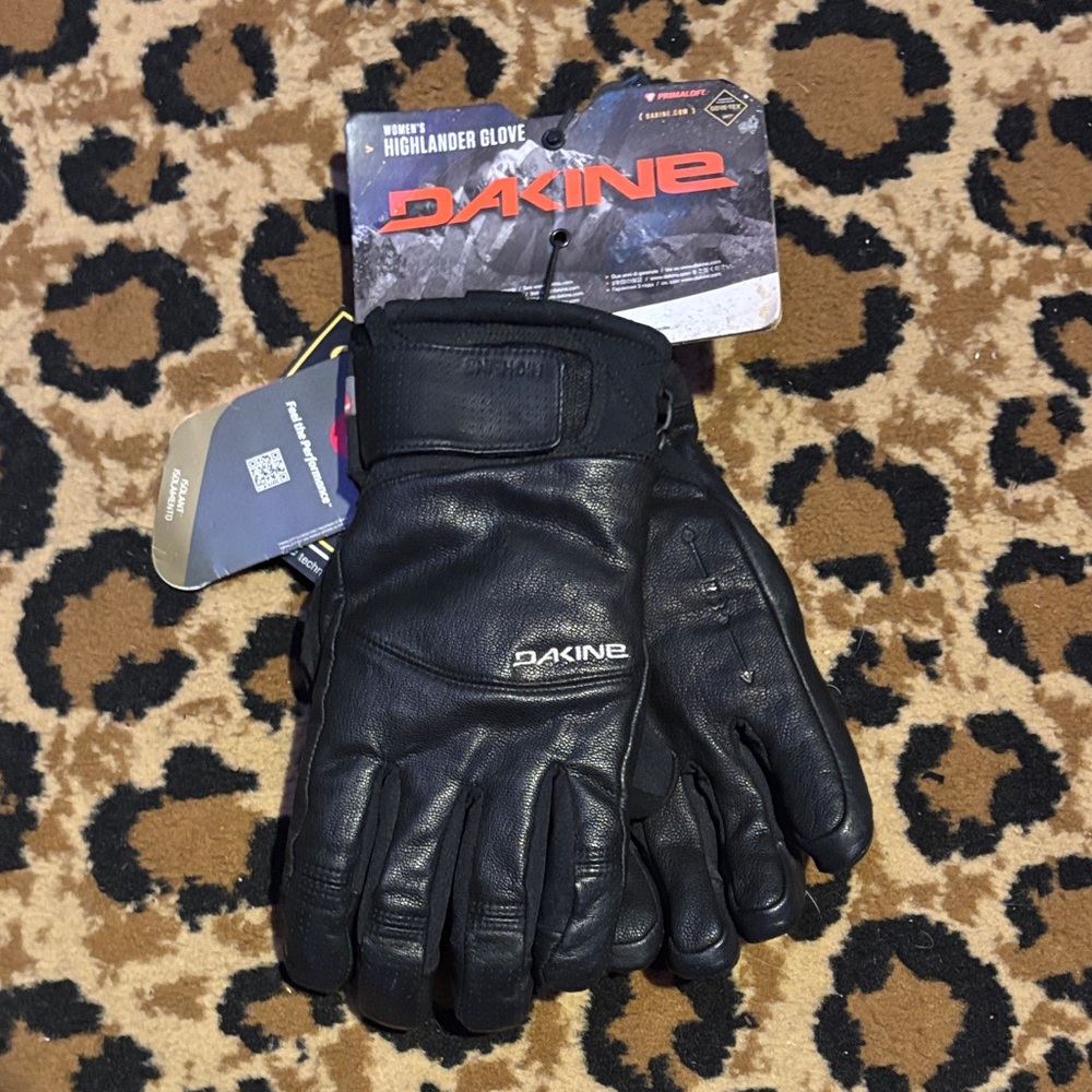 Dakine Black Highlander Gore-Tex Snow Gloves